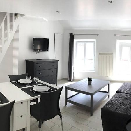 Duplex Bellifontain Au Coeur De Fontainebleauアパートメント エクステリア 写真
