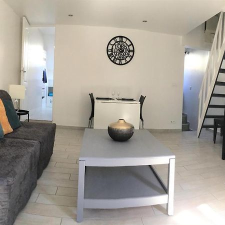 Duplex Bellifontain Au Coeur De Fontainebleauアパートメント エクステリア 写真