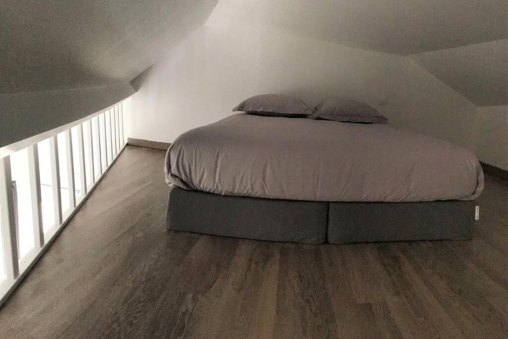 Duplex Bellifontain Au Coeur De Fontainebleauアパートメント エクステリア 写真